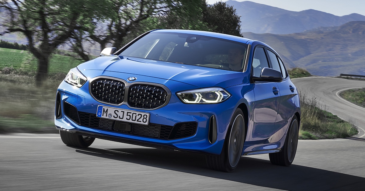 BMW M135i xDrive estreia no Brasil