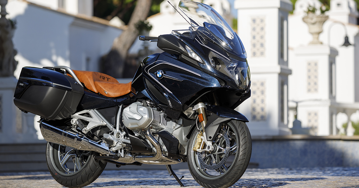 BMW R 1250 RT versátil e perfeita para viagens