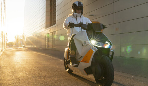 BMW Motorrad apresenta o Definition CE 04