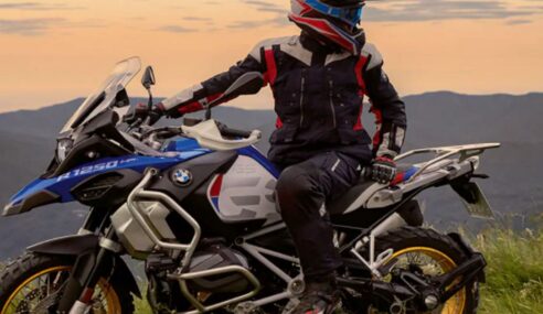 Ultrapasse fronteiras com a BMW R 1250 GS ADVENTURE