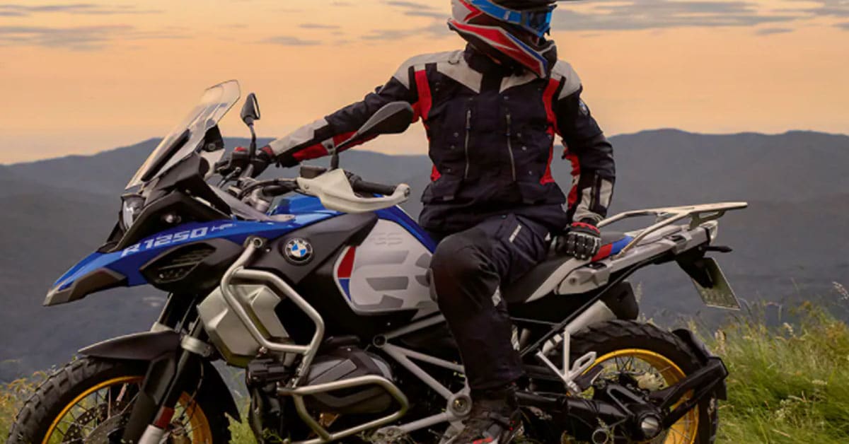 Ultrapasse fronteiras com a BMW R 1250 GS ADVENTURE