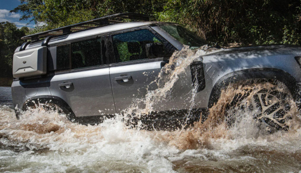 Embarque nessa viagem: Land Rover Defender na Serra da Canastra