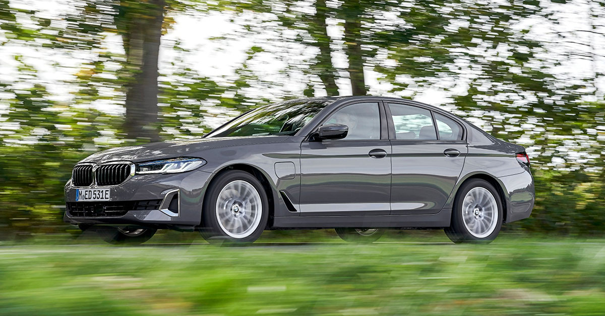 BMW Série 5 ganha acabamento ainda mais luxuoso em nova versão