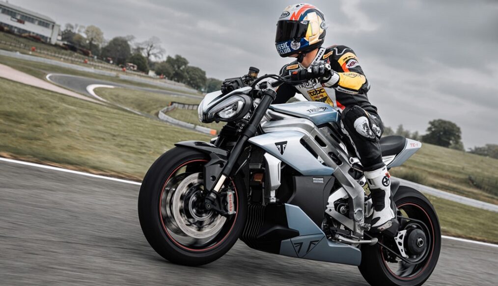 Triumph completa fase de testes do protótipo de motocicleta elétrica