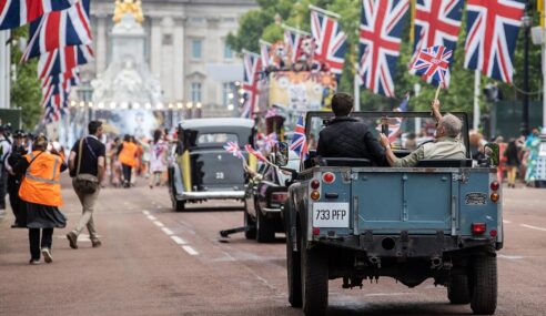 Land Rover celebra o Jubileu de Platina da Rainha