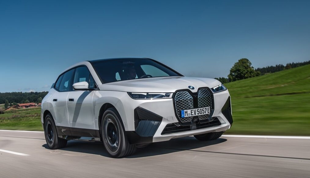 Multipremiado: BMW iX ganha quatro prêmios em duas semanas