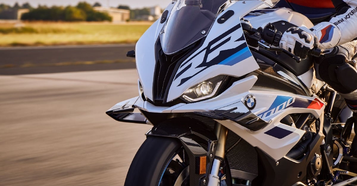 Nova BMW S1000 RR começa a ser produzida no Brasil