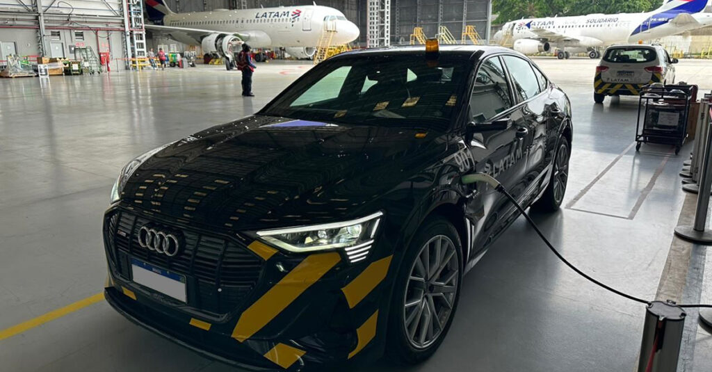 Audi e LATAM iniciam serviço exclusivo de transporte de passageiros