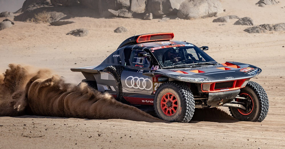 Audi mantém tradição em competições e conquista vitória histórica no Rally Dakar