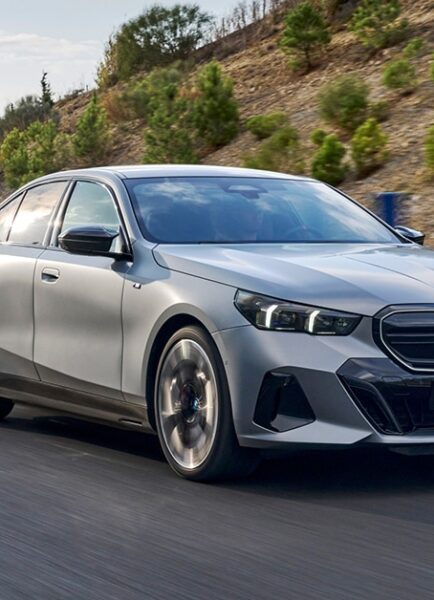 Novo BMW Série 5 chega ao Brasil em versões híbrida e 100% elétrica