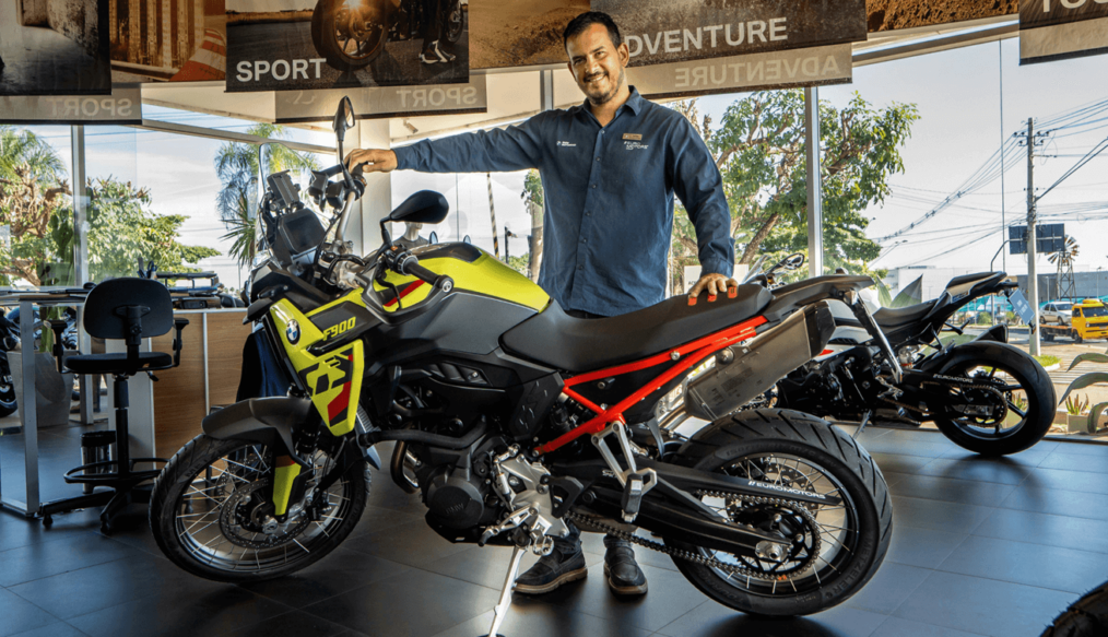 BMW F900 GS Plus: potência e versatilidade em qualquer terreno