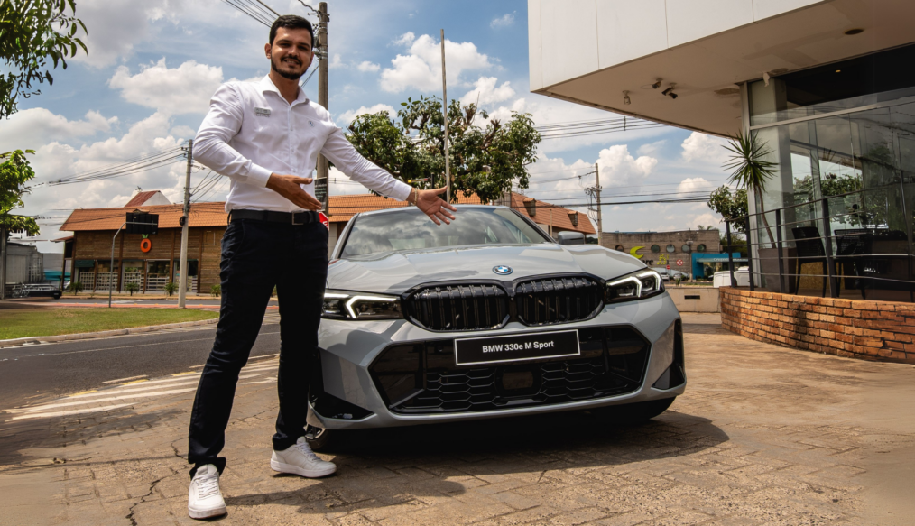 BMW 330e M Sport: Esportividade, Eficiência e Tecnologia