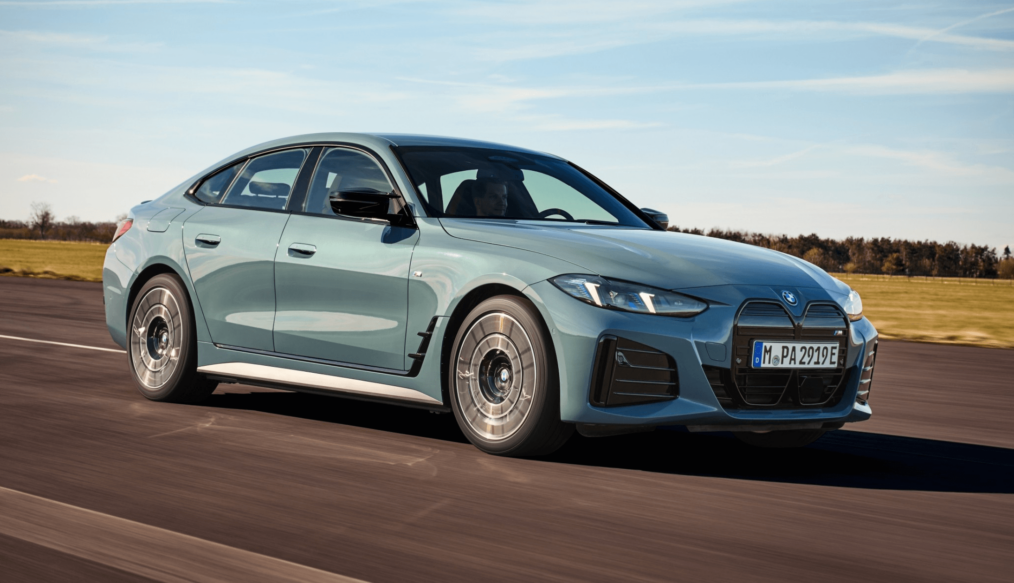 Novo BMW i4 chega ao Brasil com visual renovado e até 544 cv