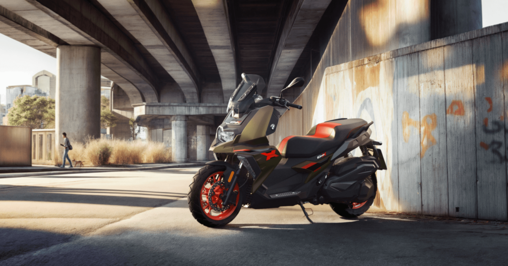 Nova BMW C 400 X eleva o patamar da mobilidade urbana premium