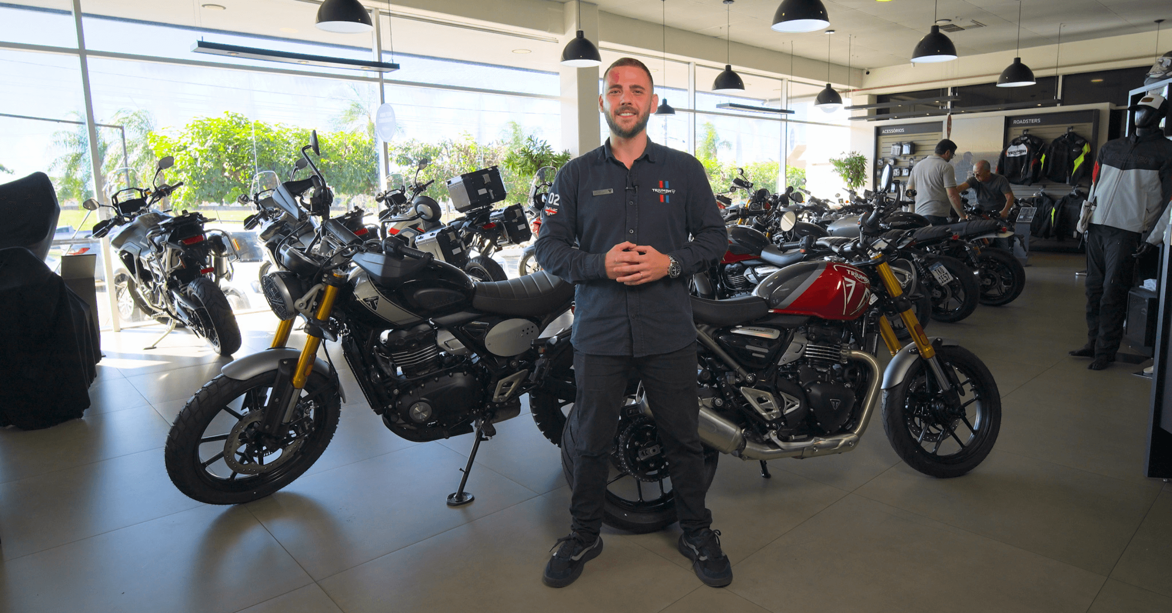 Speed 400 ou Scrambler 400 X: qual escolher?