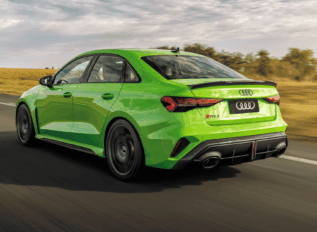 Audi RS 3 chega no Brasil com tração quattro