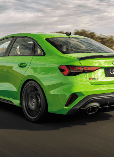 Audi RS 3 chega no Brasil com tração quattro