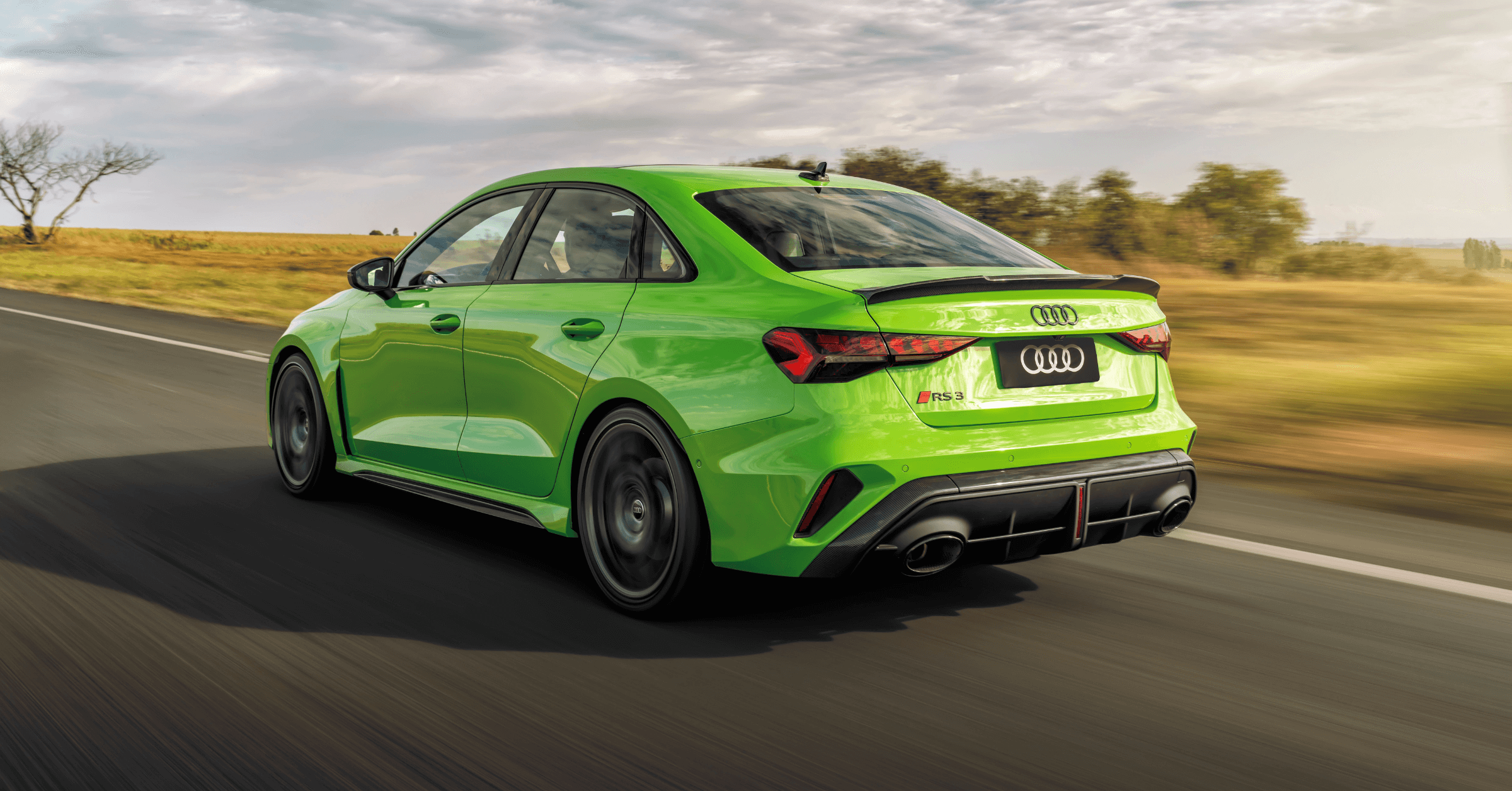 Audi RS 3 chega no Brasil com tração quattro Audi RS 3 chega no Brasil com tração quattro