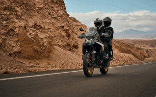BMW R 1300 GS ganha versão equipada com ASA