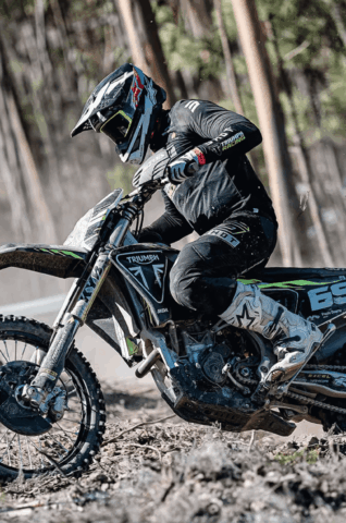 Novas Triumph de Motocross e Enduro dominam competições nacionais