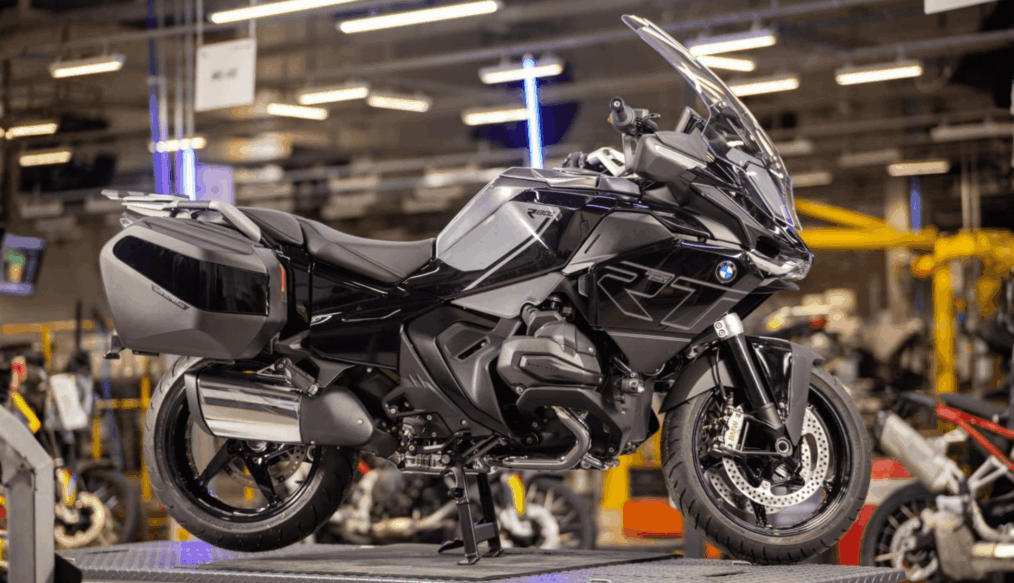 BMW Motorrad inicia produção da nova R 1300 RT na fábrica de Manaus