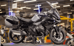BMW Motorrad inicia produção da nova R 1300 RT na fábrica de Manaus