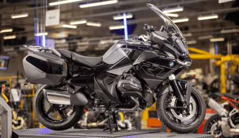 BMW Motorrad inicia produção da nova R 1300 RT na fábrica de Manaus