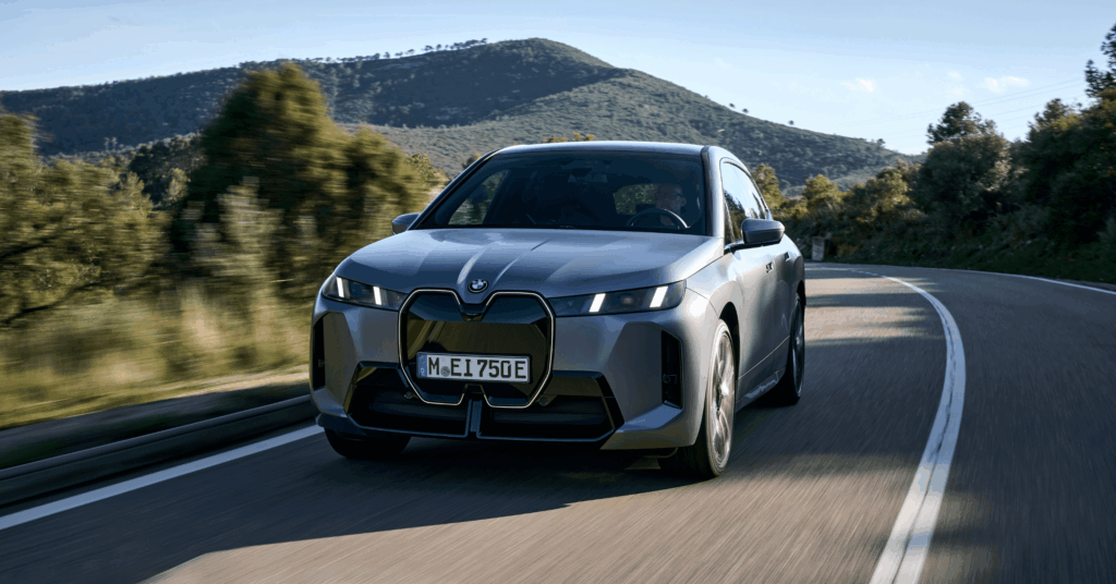 Vendas globais do BMW Group cresceram em 2025 com destaque para modelos eletrificados