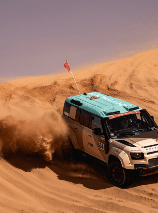 Defender Rally faz história com vitória no Dakar