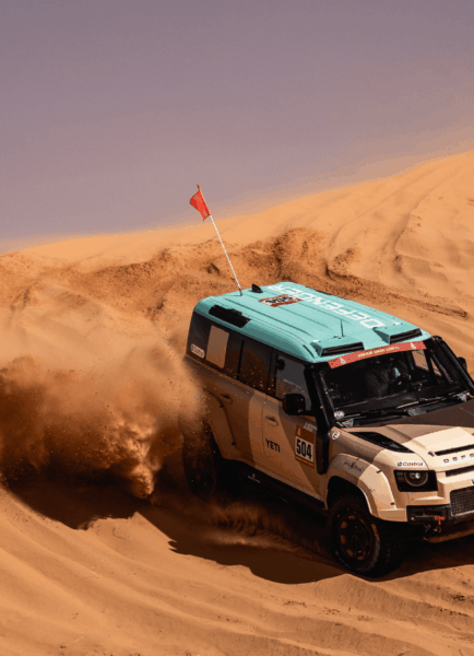 Defender Rally faz história com vitória no Dakar