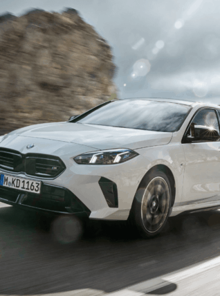 Novo M135 xDrive chega ao Brasil com 317 cv e 0 a 100 km/h em 4,9 segundos