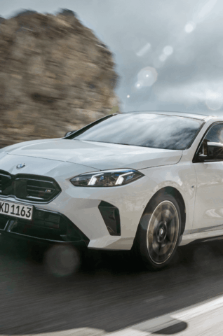 Novo M135 xDrive chega ao Brasil com 317 cv e 0 a 100 km/h em 4,9 segundos