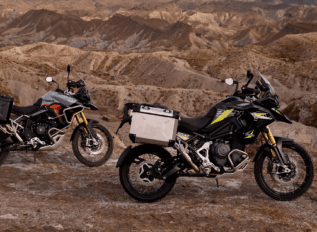 Triumph apresenta as novas Tiger Alpine e Desert Edition 2026