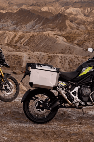 Triumph apresenta as novas Tiger Alpine e Desert Edition 2026