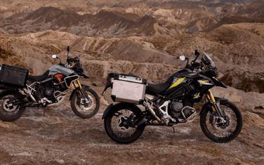 Triumph apresenta as novas Tiger Alpine e Desert Edition 2026