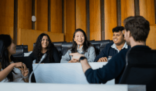 BMW Group e ESMT Berlin lançam próxima edição da Change Maker Fellowship