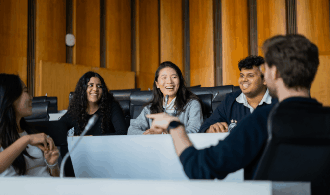 BMW Group e ESMT Berlin lançam próxima edição da Change Maker Fellowship