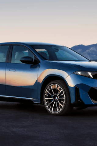 BMW iX3 é eleito “World Car of the Year” e “World Eletric Vehicle” 2026