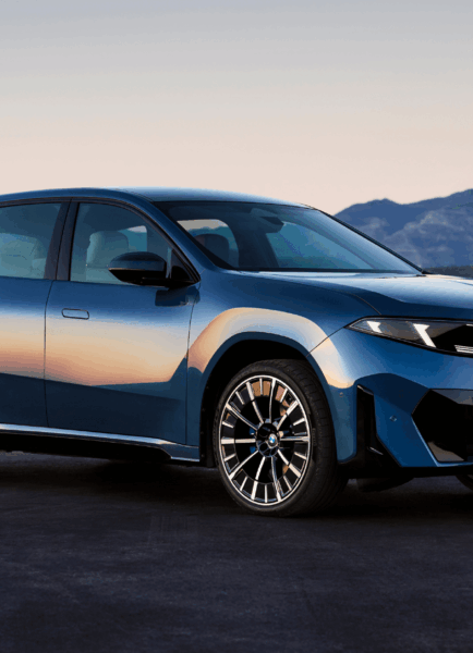 BMW iX3 é eleito “World Car of the Year” e “World Eletric Vehicle” 2026