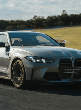 BMW M4 Competition chega ao Brasil em duas versões com carroceria cupê