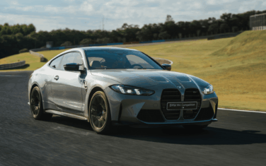BMW M4 Competition chega ao Brasil em duas versões com carroceria cupê