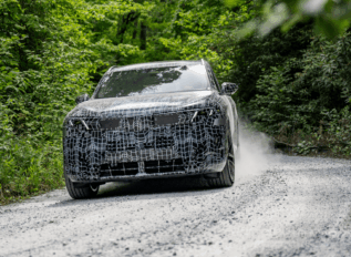 Novo BMW X5 entra na fase final de testes