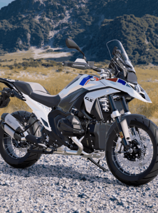 BMW Motorrad Brasil apresenta novas versões da R 1300 GS com ponteira Akrapovic
