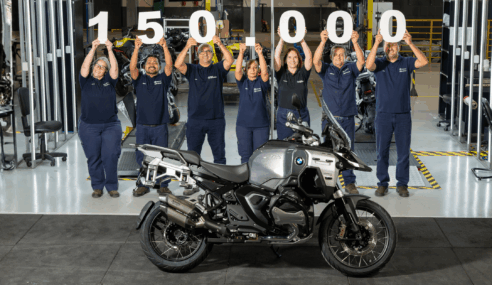 BMW Motorrad atinge 150 mil motocicletas no 10º aniversário de planta