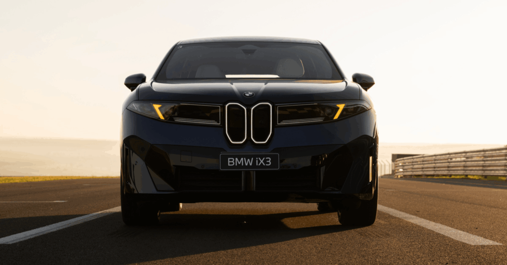 Novo BMW iX3 conquista cinco estrelas no Euro NCAP